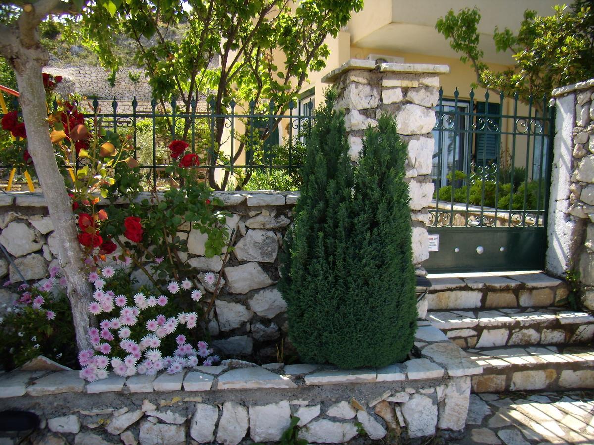 Zephyros Rooms And Apartments Drimónasz Kültér fotó