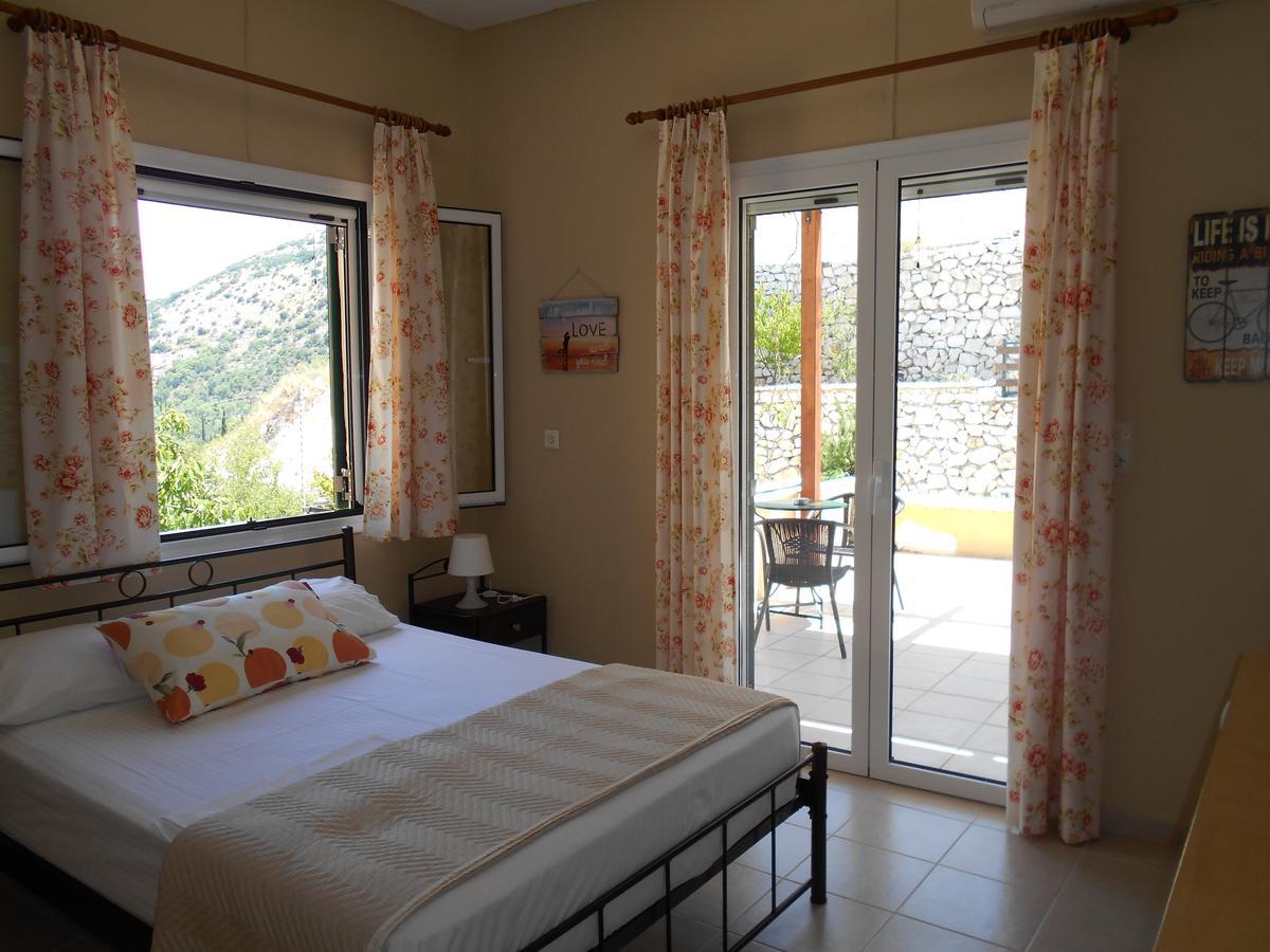 Zephyros Rooms And Apartments Drimónasz Kültér fotó