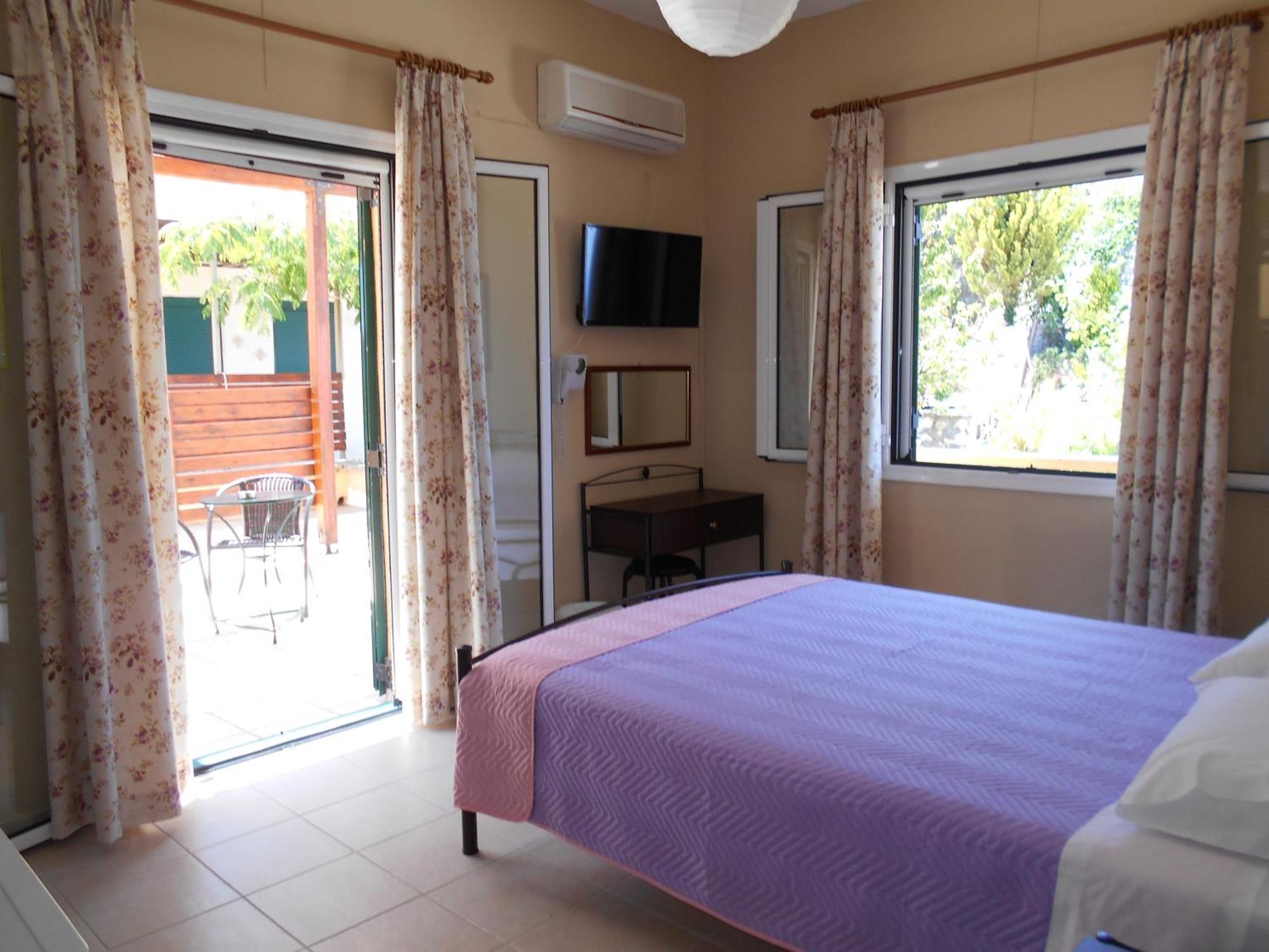 Zephyros Rooms And Apartments Drimónasz Kültér fotó